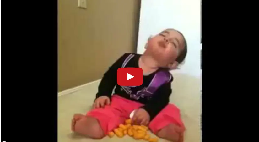 Can anybody help this baby taking tough decision In His life Must watch this EPIC Video